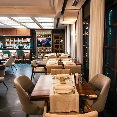 Domenico Hotel Korce