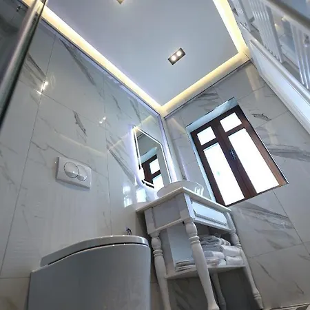 Domenico Hotel Korce