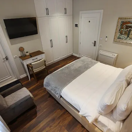 Domenico Old Bazaar Hotel